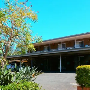 Motel The, Canungra